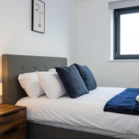 مانشستر Modern 2 Bed Salford Apartment Stunning Views المظهر الخارجي الصورة