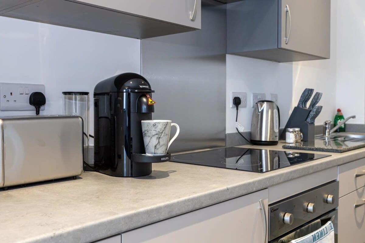 مانشستر Modern 2 Bed Salford Apartment Stunning Views المظهر الخارجي الصورة