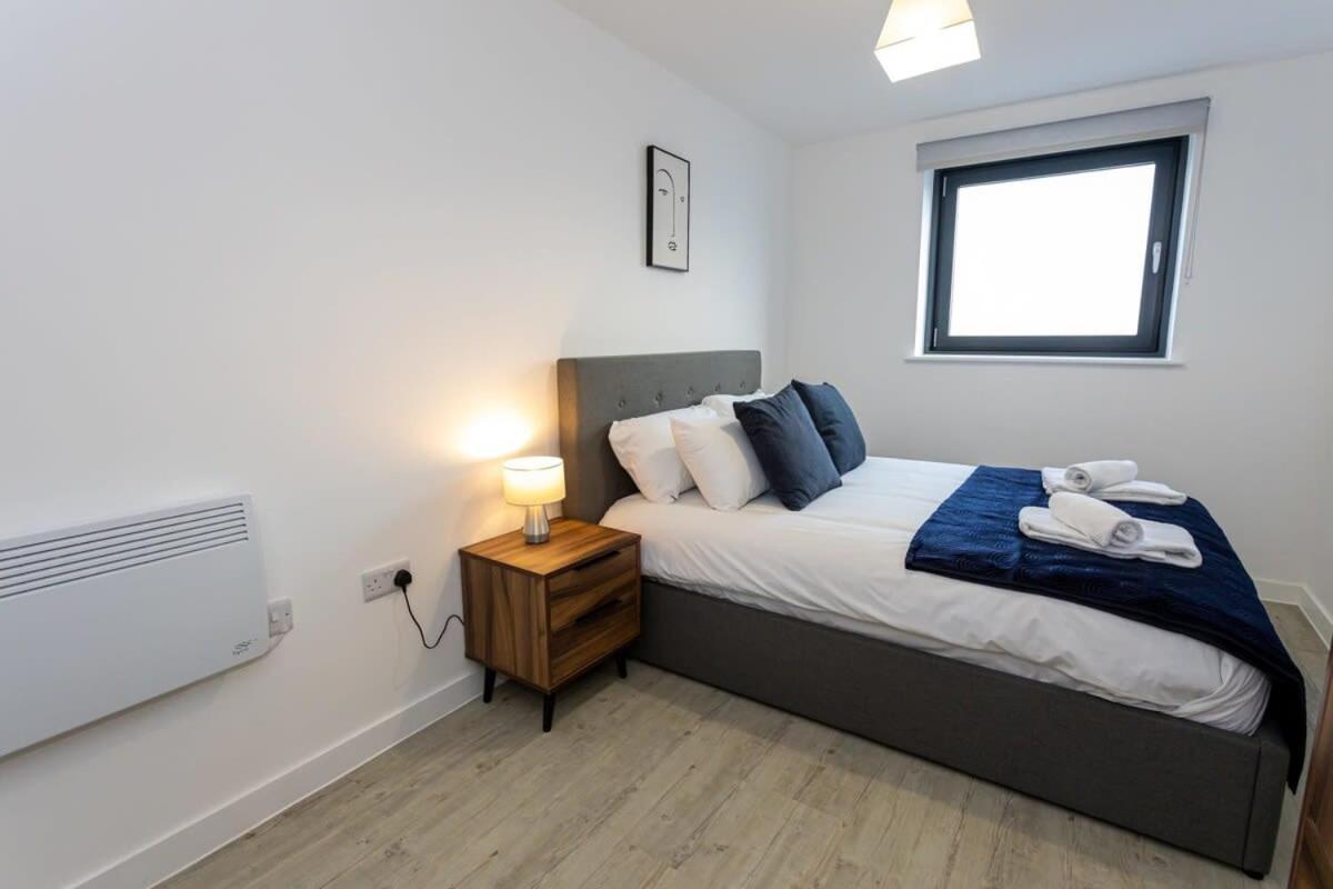 مانشستر Modern 2 Bed Salford Apartment Stunning Views المظهر الخارجي الصورة